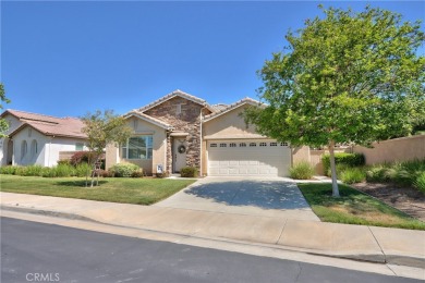 Welcome to this immaculate, single-story 2-bedroom, 2-bath + on Menifee Lakes Country Club - Lakes in California - for sale on GolfHomes.com, golf home, golf lot
