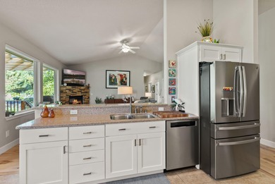 Rare find in The Greens at Redmond Golf Course, single-level, 3 on  in Oregon - for sale on GolfHomes.com, golf home, golf lot