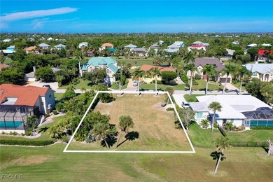 Desirable building lot located on the 15th fairway in Beachview on Beachview Golf Club in Florida - for sale on GolfHomes.com, golf home, golf lot