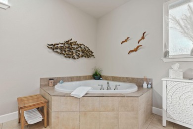 Rare find in The Greens at Redmond Golf Course, single-level, 3 on  in Oregon - for sale on GolfHomes.com, golf home, golf lot