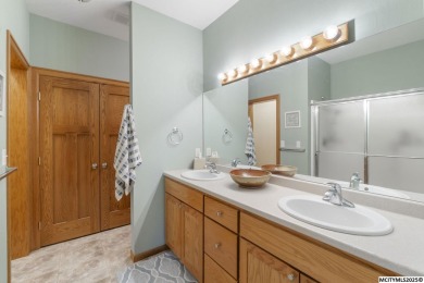 STUNNING 4 BDRM 2.5 BATH HOME TASTEFULLY DECORATED WITH on Ridgestone Golf Club in Iowa - for sale on GolfHomes.com, golf home, golf lot