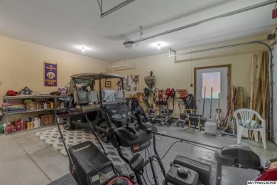 STUNNING 4 BDRM 2.5 BATH HOME TASTEFULLY DECORATED WITH on Ridgestone Golf Club in Iowa - for sale on GolfHomes.com, golf home, golf lot