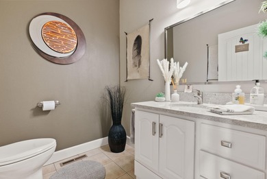 Rare find in The Greens at Redmond Golf Course, single-level, 3 on The Greens at Redmond in Oregon - for sale on GolfHomes.com, golf home, golf lot