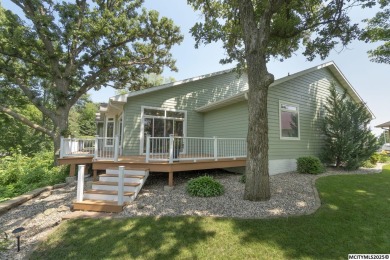 STUNNING 4 BDRM 2.5 BATH HOME TASTEFULLY DECORATED WITH on Ridgestone Golf Club in Iowa - for sale on GolfHomes.com, golf home, golf lot