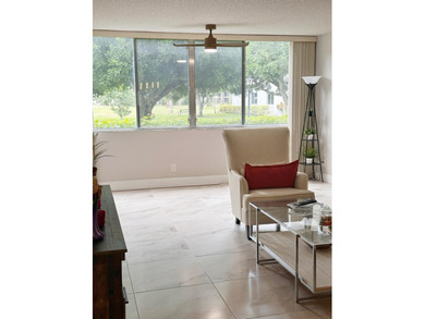 Great 1.444 sf unit on first floor 2/2 plus a bonus room that on Poinciana Golf Club in Florida - for sale on GolfHomes.com, golf home, golf lot