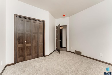 Spacious and Open Freedom 115 Floor Plan Villa Home in the on Brandon Municipal Golf Course in South Dakota - for sale on GolfHomes.com, golf home, golf lot