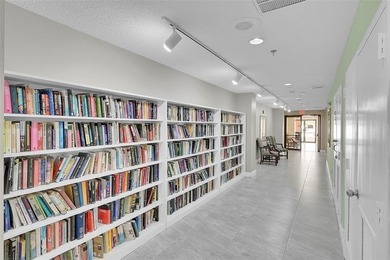 Charming 1/1 furnished or unfurnished condo in the heart of on Sunrise Lakes Phase III in Florida - for sale on GolfHomes.com, golf home, golf lot