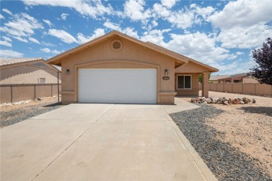 NICE HOME WITH STUNNING VIEWS, AND THE SOLAR PANELS ON THE ROOF on Valle Vista Golf Course in Arizona - for sale on GolfHomes.com, golf home, golf lot