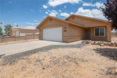 NICE HOME WITH STUNNING VIEWS, AND THE SOLAR PANELS ON THE ROOF on Valle Vista Golf Course in Arizona - for sale on GolfHomes.com, golf home, golf lot