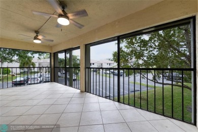 This bright and breezy 2-bed, 2-bath Wingfoot condo in Indian on The Golf Club of Jupiter in Florida - for sale on GolfHomes.com, golf home, golf lot