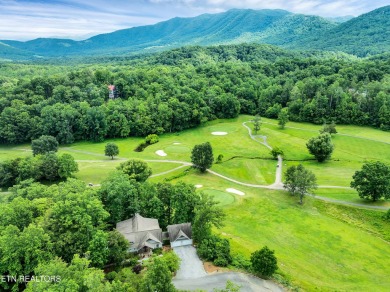 Stunning custom home located in the very desirable Laurel Valley on Laurel Valley Golf Course in Tennessee - for sale on GolfHomes.com, golf home, golf lot