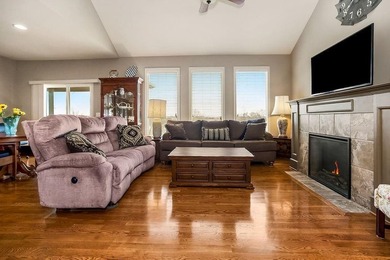 Spectacular 3 bedroom/2.1 bath ranch townhome in Hollingsworth on Falcon Lakes Golf Course in Kansas - for sale on GolfHomes.com, golf home, golf lot