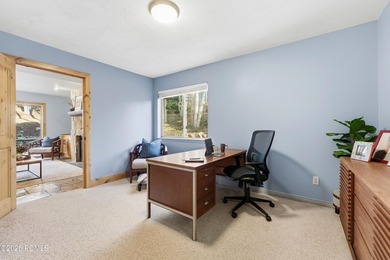 Beautiful, sun-filled home in the heart of Jeremy Ranch offering on Jeremy Golf and Country Club in Utah - for sale on GolfHomes.com, golf home, golf lot