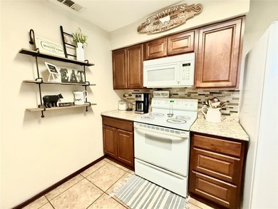 Buyer Financing fell through Back on market .... Welcome to this on Prairie Lakes Golf Club in Texas - for sale on GolfHomes.com, golf home, golf lot