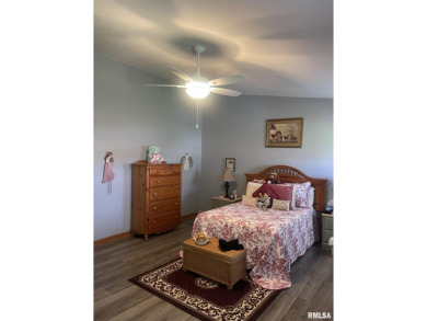 We were off the market for a bit to spruce up this listing. Many on Panther Creek Country Club in Illinois - for sale on GolfHomes.com, golf home, golf lot