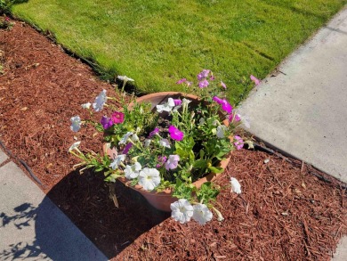 Whether you're an avid golfer or simply appreciate the serene on Quail Ridge Golf Course in Washington - for sale on GolfHomes.com, golf home, golf lot