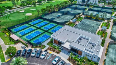 GORGEOUS, LIGHT, BRIGHT ''PENTHOUSE IN THE SKY'' WITH on Gleneagles Golf and Country Club in Florida - for sale on GolfHomes.com, golf home, golf lot