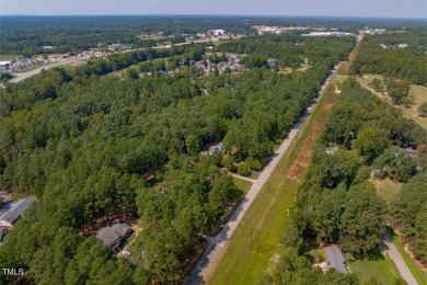 REDUCED! Custom-built, one-owner home designed by well-known SC on Henderson Country Club in North Carolina - for sale on GolfHomes.com, golf home, golf lot