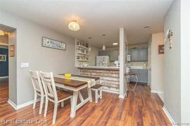 Remodeled in 2024, this entry level ranch style condo has no on Fenton Farms Golf Club in Michigan - for sale on GolfHomes.com, golf home, golf lot