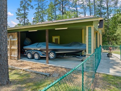 Charming Lake Retreat in Rayburn Country!  Welcome to 182 Post on Rayburn Country Club in Texas - for sale on GolfHomes.com, golf home, golf lot