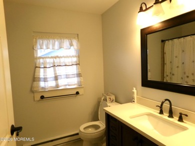 Popular Baronet model in need of a new owner. This nicely on Greenbriar Woodlands in New Jersey - for sale on GolfHomes.com, golf home, golf lot