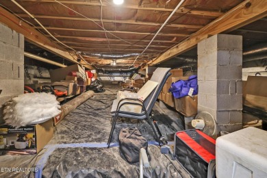 Enjoy golf course living in the heart of Lake Tansi Resort! This on Lake Tansi Village Country Club in Tennessee - for sale on GolfHomes.com, golf home, golf lot