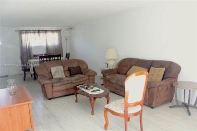 PRICE TO SELL. Georgeos Golf View, Two Bedroom, updated - Tile on Hollybrook Golf and Tennis Club  in Florida - for sale on GolfHomes.com, golf home, golf lot