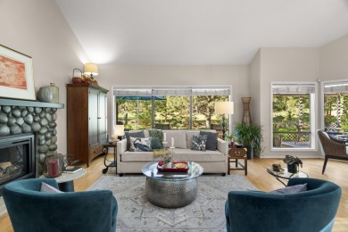 Beautifully maintained 3BR/3BA home in the coveted River's Edge on Rivers Edge Golf Resort in Oregon - for sale on GolfHomes.com, golf home, golf lot
