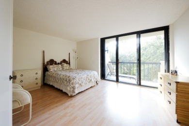 Recently adjusted-reflecting a thoughtful price change. Spacious on The President Country Club in Florida - for sale on GolfHomes.com, golf home, golf lot
