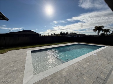 *BACK ON THE MARKET WITH A NEW POOL, NEW PRIVACY FENCE, AND on Palmetto-Pine Country Club in Florida - for sale on GolfHomes.com, golf home, golf lot