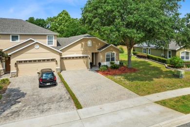 WELCOME HOME! This beautifully maintained 3 BEDROOM, 2 FULL BATH on Eagle Dunes Golf Club in Florida - for sale on GolfHomes.com, golf home, golf lot