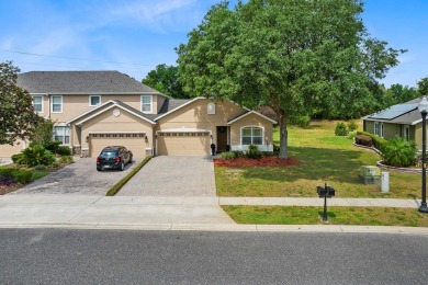 WELCOME HOME! This beautifully maintained 3 BEDROOM, 2 FULL BATH on Eagle Dunes Golf Club in Florida - for sale on GolfHomes.com, golf home, golf lot