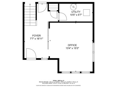 Welcome to this beautifully upgraded 3-bedroom, 3-story CORNER on Seven Bridges Golf Club in Illinois - for sale on GolfHomes.com, golf home, golf lot