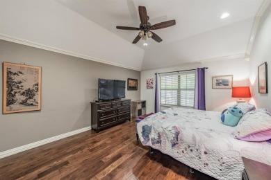 Quaint home in Fort Worth with No HOA! Walk in to an open on WaterChase Golf Club in Texas - for sale on GolfHomes.com, golf home, golf lot