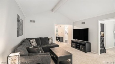 Rare 3 bedroom, 2 bath ranch condo in the Oak Pointe community on Oak Pointe Country Club in Michigan - for sale on GolfHomes.com, golf home, golf lot