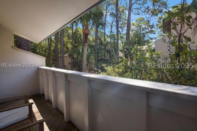 Fully furnished, beautifully finished, and positioned in one of on Harbour Town Golf Links in South Carolina - for sale on GolfHomes.com, golf home, golf lot