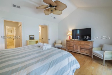 Fully furnished, beautifully finished, and positioned in one of on Harbour Town Golf Links in South Carolina - for sale on GolfHomes.com, golf home, golf lot
