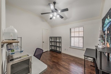 Quaint home in Fort Worth with No HOA! Walk in to an open on WaterChase Golf Club in Texas - for sale on GolfHomes.com, golf home, golf lot