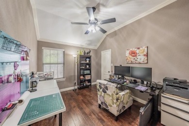 Quaint home in Fort Worth with No HOA! Walk in to an open on WaterChase Golf Club in Texas - for sale on GolfHomes.com, golf home, golf lot