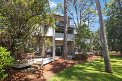 Fully furnished, beautifully finished, and positioned in one of on Harbour Town Golf Links in South Carolina - for sale on GolfHomes.com, golf home, golf lot