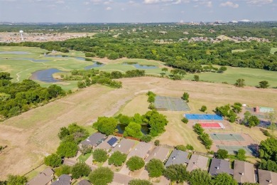 Quaint home in Fort Worth with No HOA! Walk in to an open on WaterChase Golf Club in Texas - for sale on GolfHomes.com, golf home, golf lot