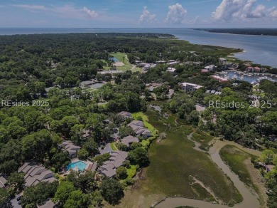 Fully furnished, beautifully finished, and positioned in one of on Harbour Town Golf Links in South Carolina - for sale on GolfHomes.com, golf home, golf lot