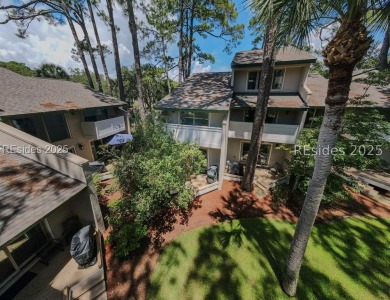 Fully furnished, beautifully finished, and positioned in one of on Harbour Town Golf Links in South Carolina - for sale on GolfHomes.com, golf home, golf lot