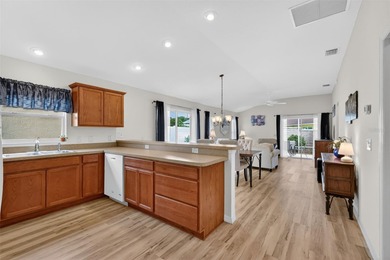 FABULOUS, TURNKEY, BLOCK and STUCCO 3/2 Anaheim Courtyard Villa on Pennbrooke Fairways in Florida - for sale on GolfHomes.com, golf home, golf lot