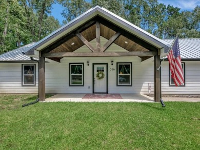 Charming Move-In Ready Home in the Heart of Diboll! on Neches Pines Golf Course in Texas - for sale on GolfHomes.com, golf home, golf lot