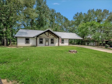 Charming Move-In Ready Home in the Heart of Diboll! on Neches Pines Golf Course in Texas - for sale on GolfHomes.com, golf home, golf lot