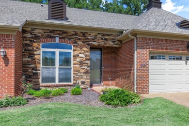 Welcome home to care-free living! This newly updated condo is on  in Tennessee - for sale on GolfHomes.com, golf home, golf lot
