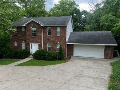 Embrace the potential of this charming home in the sought-after on Hidden Valley Golf Club in Indiana - for sale on GolfHomes.com, golf home, golf lot