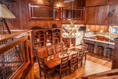 Welcome to the one-of-a-kind Villa Vista Lodge in on Sierra Star Golf Course in California - for sale on GolfHomes.com, golf home, golf lot
