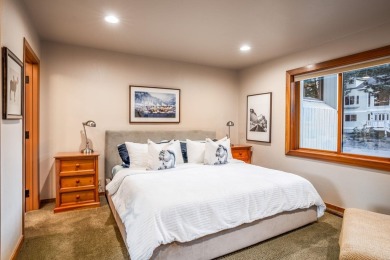 Welcome to the one-of-a-kind Villa Vista Lodge in on Sierra Star Golf Course in California - for sale on GolfHomes.com, golf home, golf lot